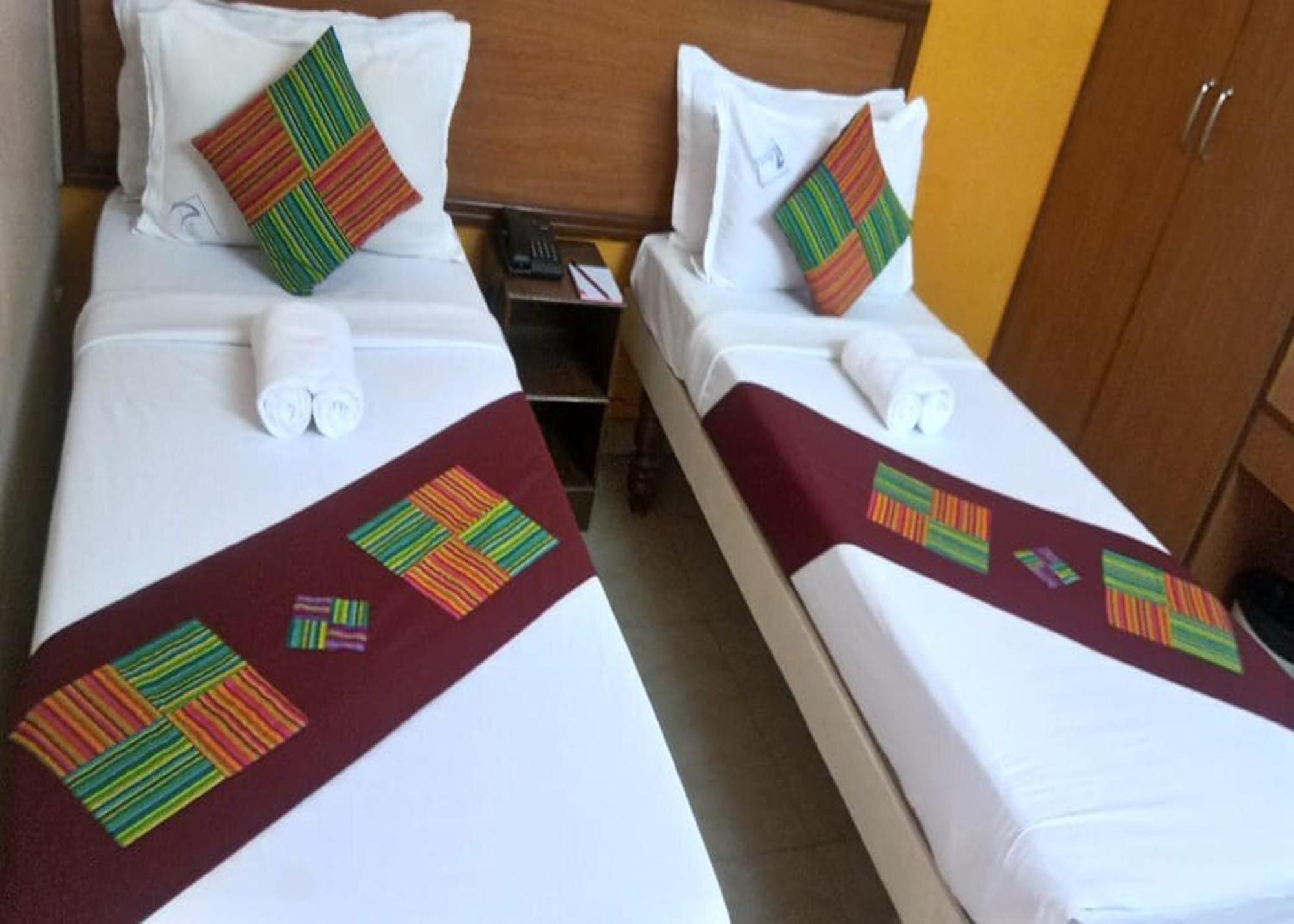 Hotel Akshara Regency, Yeshwanthpur Bangalore Exterior photo